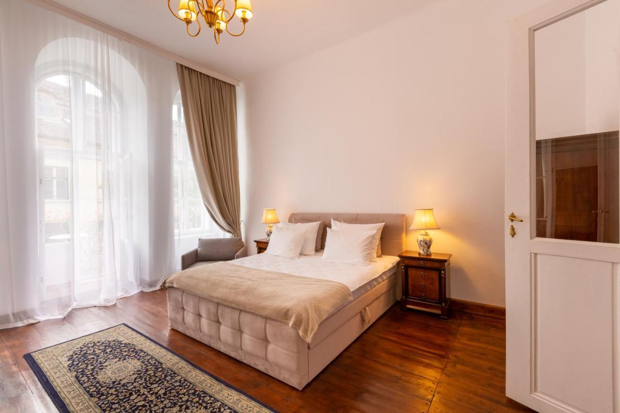 St Andrew'S Apartments 시비우 외부 사진