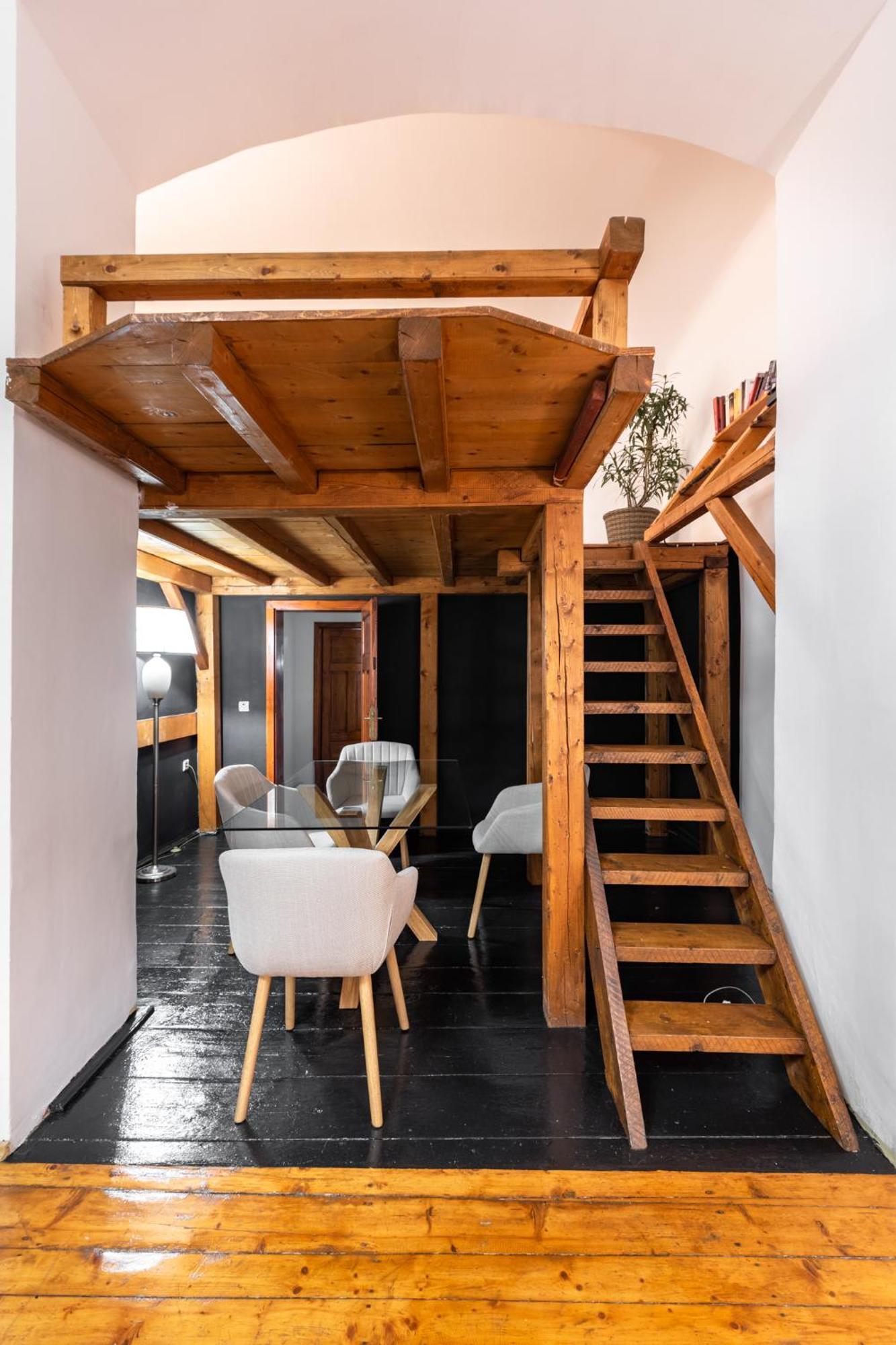 St Andrew'S Apartments 시비우 외부 사진